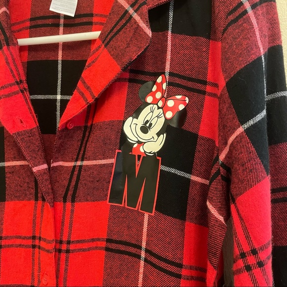 Mickey and Minnie Flannel - Picture 2 of 3